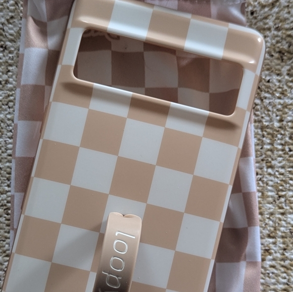 Pixel 7 Loopy Cases - Checkered & Leopard Phone Cases - Picture 3 of 4